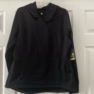 Xersion Hoodie w/thumb holes. NWT